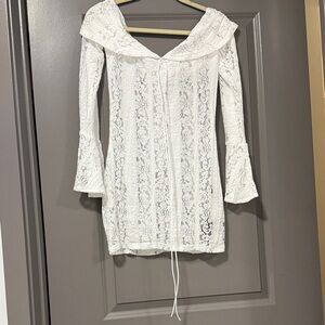 Elegant White Lace Mini off shoulder Dress size small